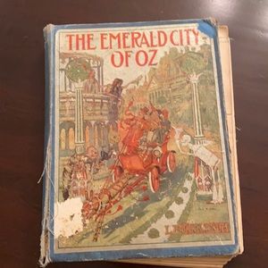 1910 The Emerald City of Oz Book